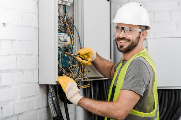 Best Electrical Troubleshooting Services  in Benton, IL