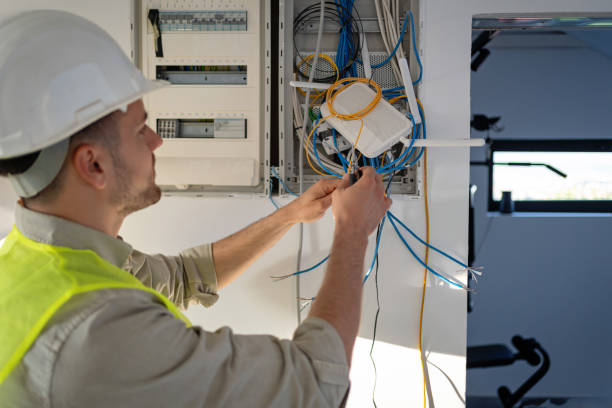 Affordable Emergency Electrician in Benton, IL